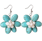 Turquoise en White Pearl bloemvorm oorbellen