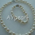 white pearl sets under $18