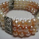 Handmade pearl bracelet
