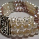 Handmade pearl bracelet