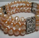 Handmade pearl bracelet