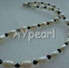 Handmade pearl crystal necklace