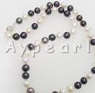 8-9mm black and white pearl necklace under $ 15