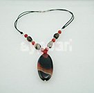 crystal and agate necklace under $ 5