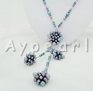black pearl necklace