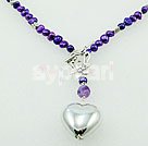 Handmade pearl necklace