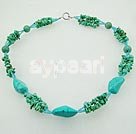 burst pattern turquoise necklace