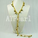 dyed pearl necklace under $ 8