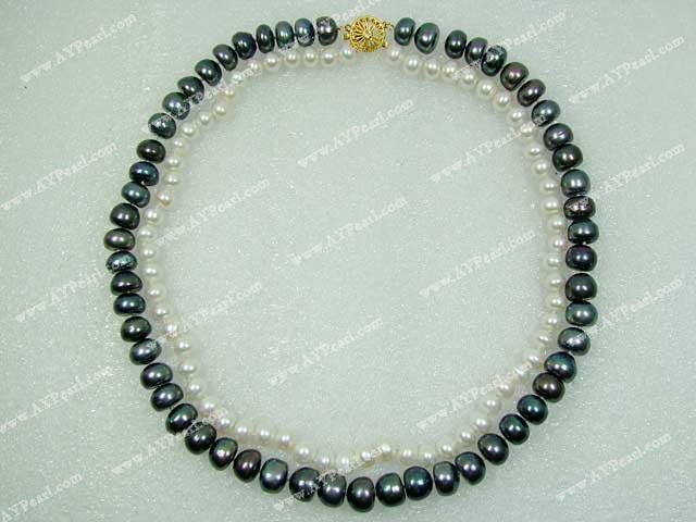 white and black pearl beaded necklace 