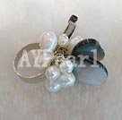 pearl and black lip shell ring