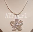Handmade zircon flower-shaped necklace
