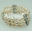 8-9 pearl stretch bracelet under $ 8