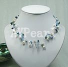 pearl crystal necklace