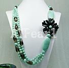 pedra Amaz?nia e colar de flores Black Stone