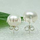 Discount 8-8.5mm white pearl studs