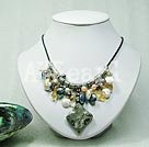 Pearl Necklace Crystal