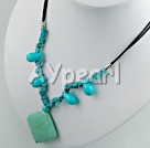 burst pattern turquoise necklace
