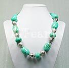 burst pattern turquoise necklace