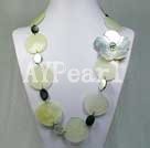 serpentine jade and black lip shell flower necklace
