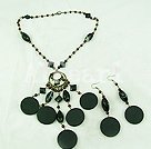 black gem garnet set