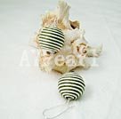 Handmade line ball earrings