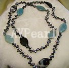 negro de la perla y collar de piedra de las Amazonas