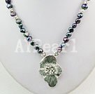 fashion pearl necklace