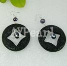 Handmade carved lacquerware earring