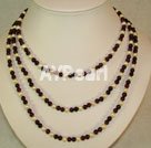 triplo filo di perle e granati collana