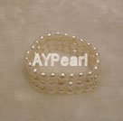Handmade pearl bracelet