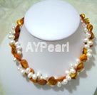 collar de conchas de perla
