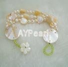 Pearl shell flower armbånd
