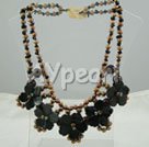 Discount collana di perle e fiore di pietra nera