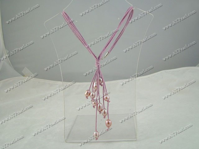 pearl fashion necklace