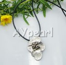 17.5 inches simple and lovely tibet silver flower pendant