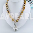 colar amarelo gema