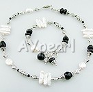 biwa pearl and black agate sets
