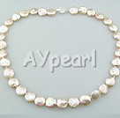 Handmade pearl necklace