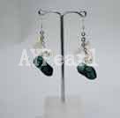 Handmade pearl crystal earring