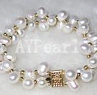 Handmade pearl bracelet