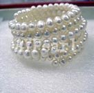 white pearl bracelet