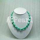 burst pattern turquoise necklace