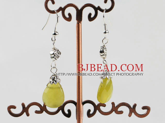 lovely faceted South Korea jade earrings with flower charm
