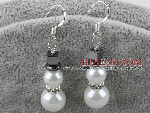 snow man sea shell beads earrings