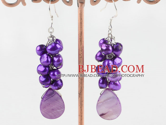 dyed pearl shell earring