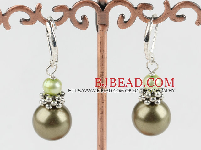 pearl sea shell bead earring