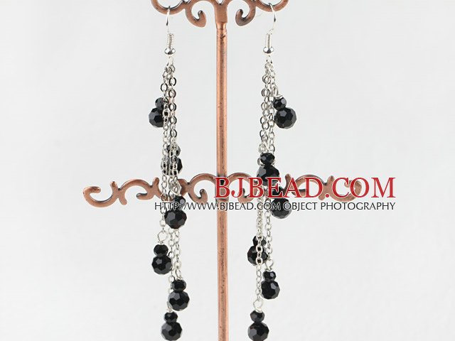 black manmade crystal cluster earrings