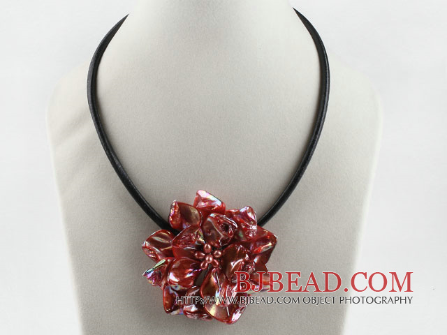 17.7 inches red shell flower pearl necklace with magnetic clasp