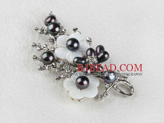 sparkly black pearl flower brooch with rhinestone