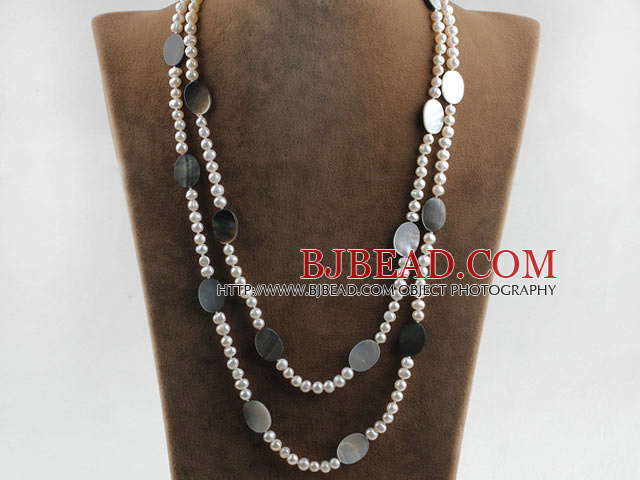 fashion long style 47.2 inches white pearl and round shape black lip shell necklace
